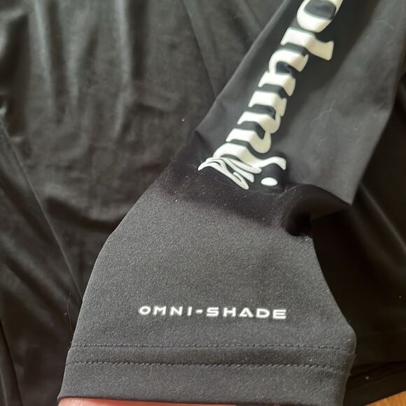 Columbia Omni Shade 50 UPF Hooded Black Pullover - Picture 3 of 4